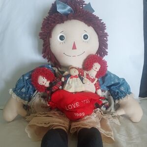 Ann Doll with Red and Blue Outfit 1999 #5589/7500 By Applause